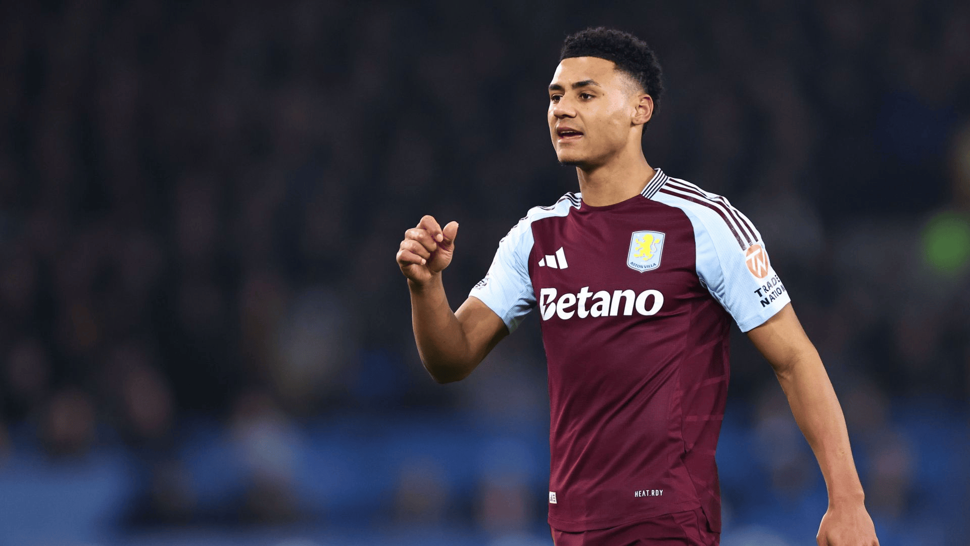 欧冠球员表现评析：C罗连续进球,